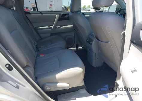 2012 Toyota Highlander Base V6 из США, поврежденный, VIN 5TDZK3EH9CS053511